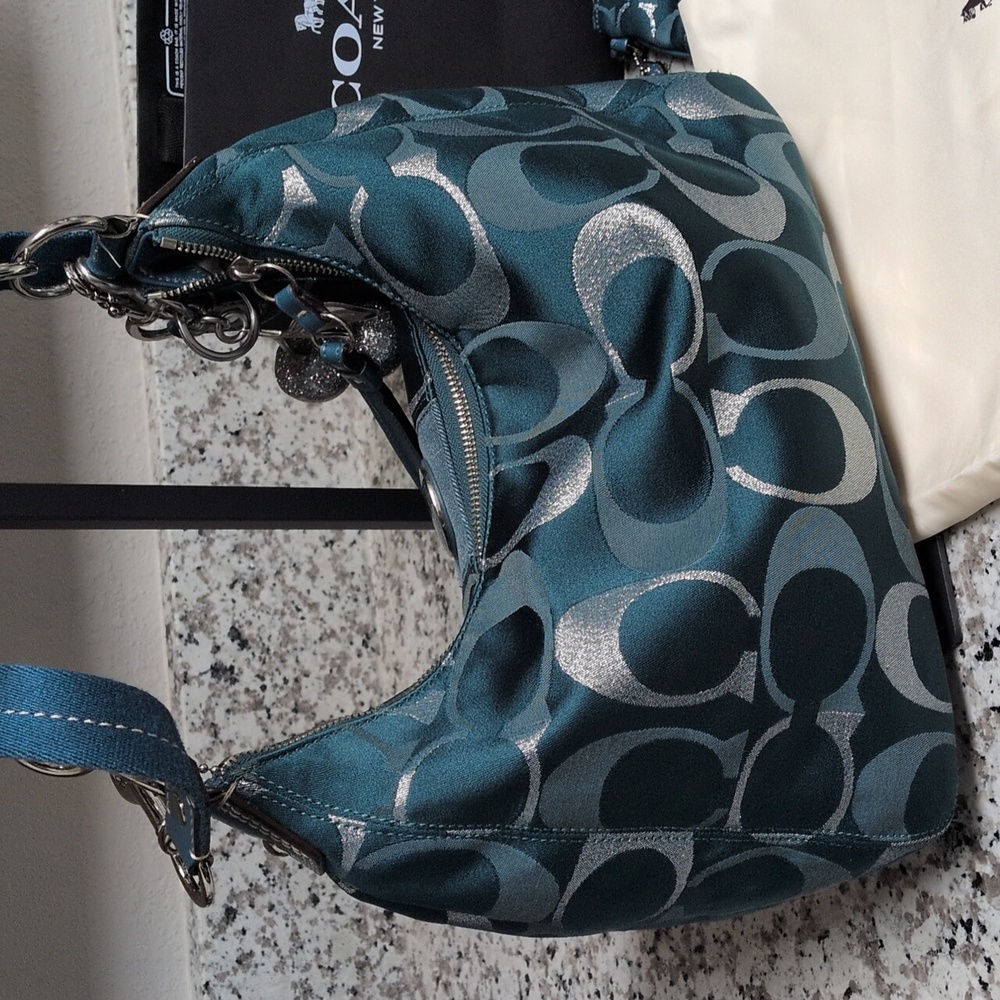 ✨ SOLD✨Coach SET Signature Jacquard Teal Metallic Stripe Hobo Wristlet Wallet - Picture 5 of 12